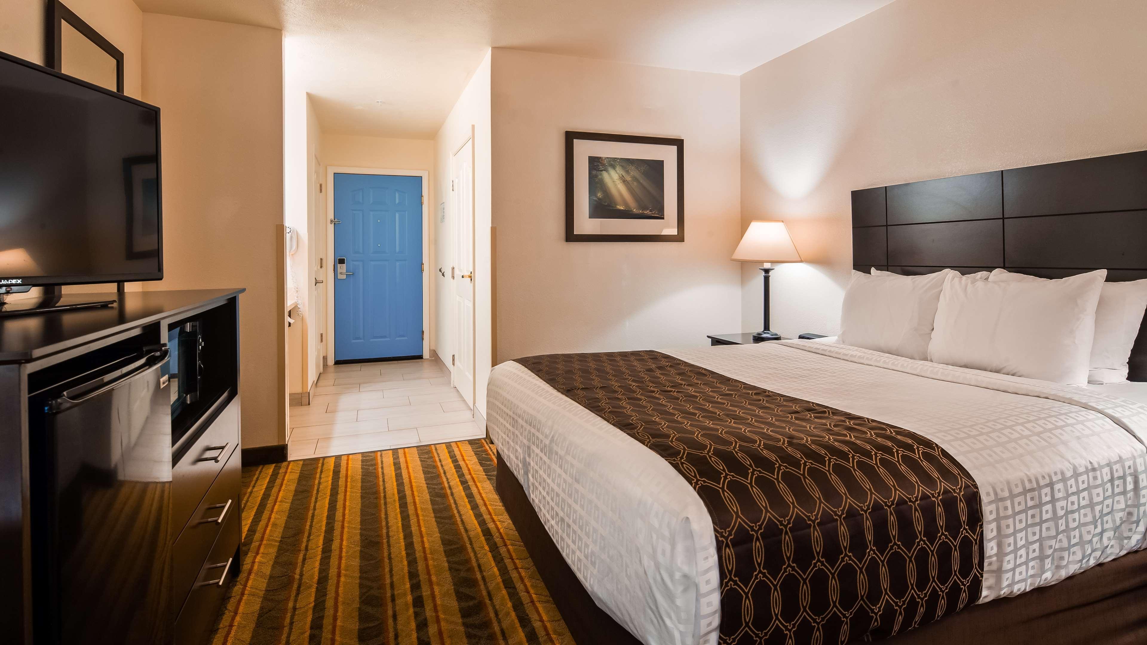 Best Western Visalia Hotel Экстерьер фото