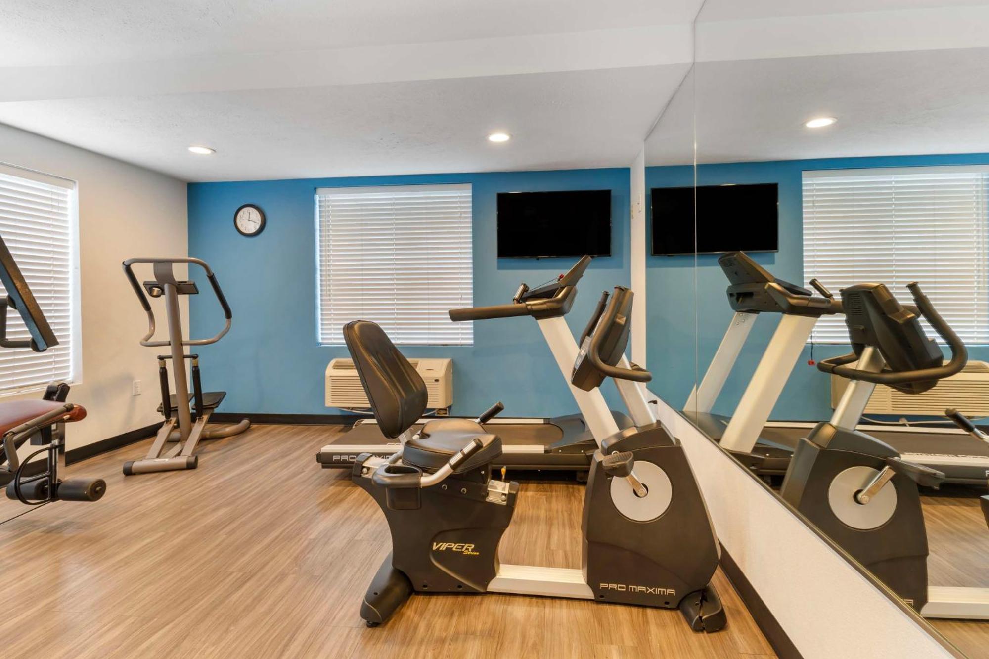 Best Western Visalia Hotel Экстерьер фото