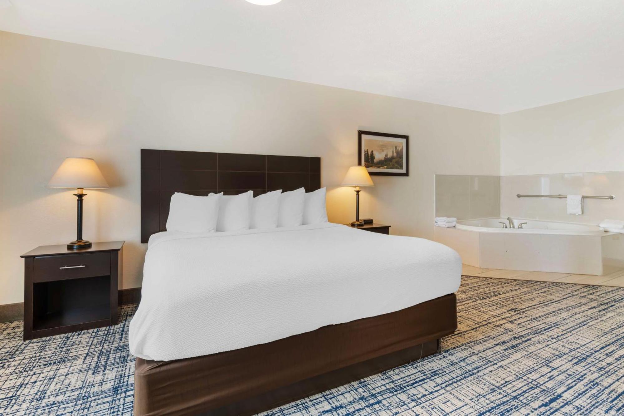 Best Western Visalia Hotel Экстерьер фото